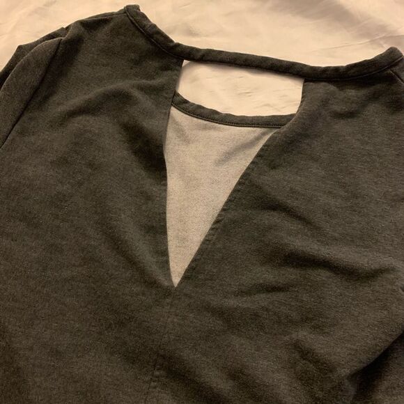 Adidas open back sweatshirt Sz XS slit hem zipper pocket - Picture 3 of 7